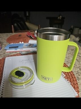 Yeti Chartruese 24 Oz & Rare Matching Lid